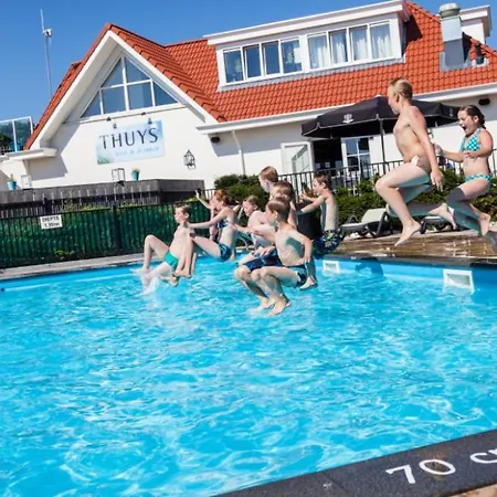 Üdülőközpont Nd Stacaravan 6 Personen *